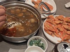 -黑金·寻焰自助百汇·烤肉·火锅(中街店)