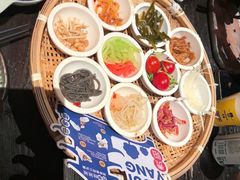 -包整·丝娃娃(一览甲秀楼风景店)