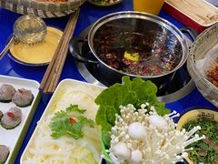 -马路边边火锅串串(观前街店)