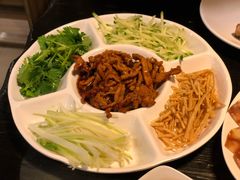 京酱肉丝-我去·春饼文化主题餐厅(国定路总店)