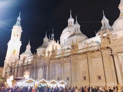 -皮拉尔圣母圣殿主教座堂