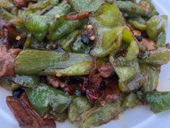 -粉墨特色菜·烧烤音乐酒馆