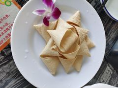 -云中捞高空旋转餐厅(商茂世纪广场店)