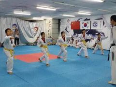 -力美健健身俱乐部(金碧店)