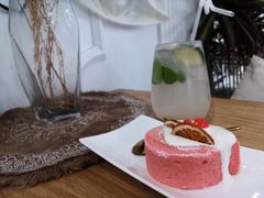 -共舞时光猫咖·狗咖(新街口店)
