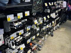 -迪卡侬(大英山店)