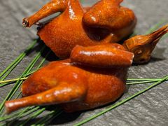 玻璃脆皮乳鸽-潇湘里(麓谷林语店)