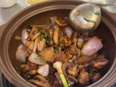 -胡须佬鸡煲四季火锅店(石厦西村直营店)