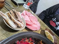 -渝嘴小老弟老火锅(华新村店)