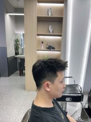 -D.G造型·烫发染发接发
