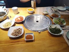 -唯成•韩国炭火烤肉 유성고기