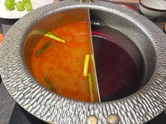 -牛YO寿喜烧·铁板烧和牛火锅自助(市府恒隆店)