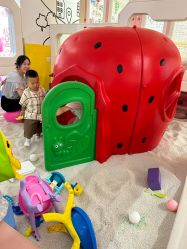 -孩子王童乐园(贵阳观山湖万达店)