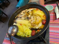 -香巴拉云南餐厅(华莱坞店)