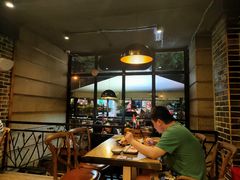 -何师烧烤Pro ·江湖川菜·小龙虾·精酿(太古里旗舰店)