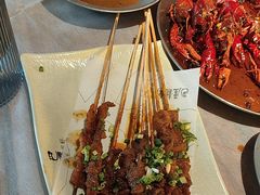 -巴厘龙虾·榜首油焖大虾(音乐学院·沿江酒馆店)