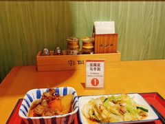 肉片炒卷心菜-虹梅食堂·爱蝦乃家