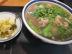-云阿蛮云南生烫牛肉米线(奉贤路店)