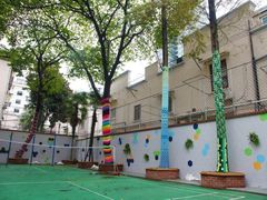 -上海戏剧学院附属高级中学