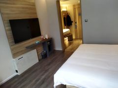 -汉庭优佳(成都一品天下蜀汉路东地铁站店)