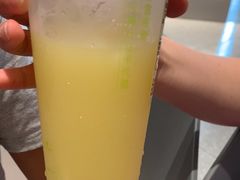 -奈雪的茶(广州万菱汇PRO店)
