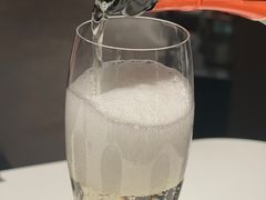 -wineapp葡萄酒餐吧(外滩金融中心店)