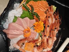 -山川小町·极番烧肉(新地假日广场店)