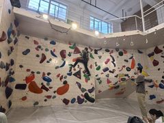 -啸岩馆 Roaring Climbing Gym
