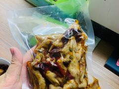 -鑫记婆婆兔·成都特产·兔头手撕兔(太古里店)