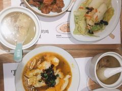 -老乡鸡(上海白玉兰广场店)