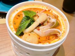 泰国冬阴功海鲜汤-摩登有记·新派泰国菜(银钻广场店)