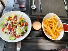 -三亚湾海居铂尔曼度假酒店