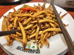 菌菇炒猪颈肉-厨房好味(国贸店)