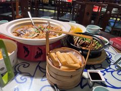 -卢大鲜鱼头捞饭(美利广场店)