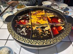 -卤校长老火锅毕节店(招商花园城店)