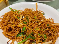 珍菌豉油皇炒面-荣粤酒家·融合粤菜·海鲜火锅
