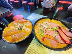 -星林居酸辣米线餐厅