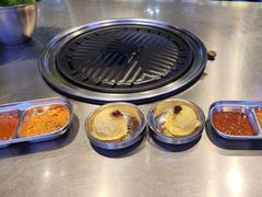 -哈哈碳都·牛肋条无限自助烤肉(台江万达店)