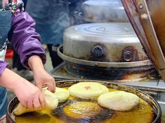 油饼制作中-贾五油糊馅