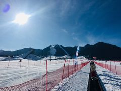 景点-丝绸之路山地度假区滑雪场
