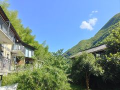 -安吉龙王山峡谷漂流