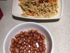 花生米-海底捞火锅鲜切牛肉主题店(长寿路店)