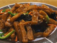 溜咯吱-清宫宴酒楼·计氏松枝包子