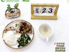 -绿城奇妙园双语日托(华茂悦峰园区)