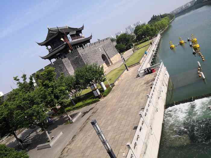 娄门大桥-"今天(12月30日寒潮橙色预警零下六度有."-大众点评移动版