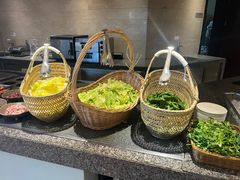 -浦东绿地铂骊酒店-POYA西餐厅(绿地东海岸国际广场店)