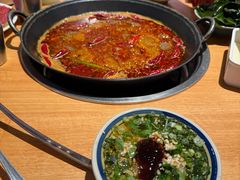 -三个四川人火锅(华联商厦店)