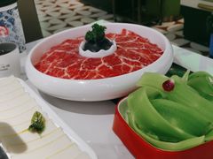 -洪氏嗨捞·广东猪肚鸡·椰子鸡火锅(西咸万象城店)