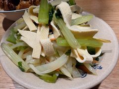 蔬菜双拼浇头-红猪卤肉饭(大西洋美食城店)