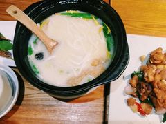 云南过桥米线-云海肴汽锅鸡·云南小炒(天津国金汇店)